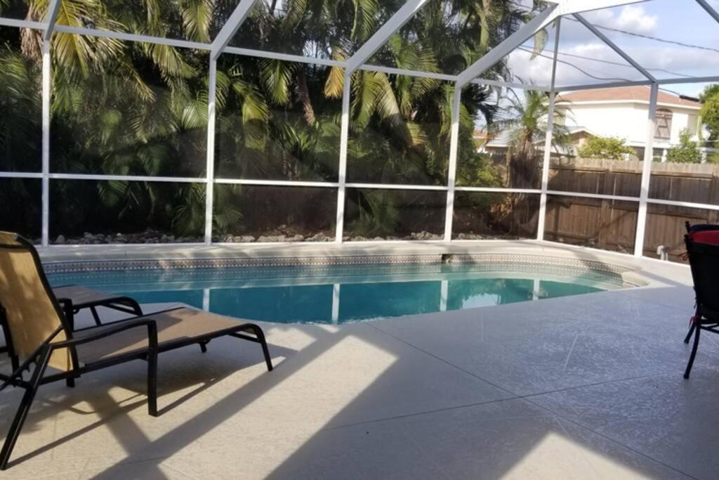 823 104Th Ave. N. Naples Βίλα Εξωτερικό φωτογραφία